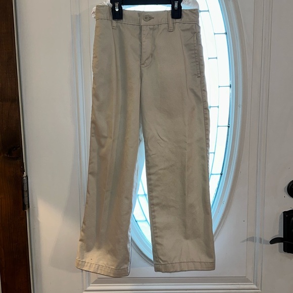 OLD NAVY Plain Front Uniform Khakis Kids Size 7 Regular - Picture 1 of 4